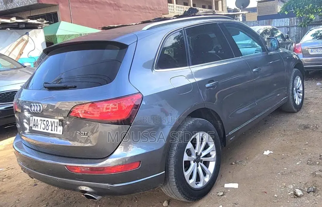 Audi Q5 2.0T Premium quattro 4dr SUV AWD (2.0L 4cyl Turbo 8A) 2014 Gris