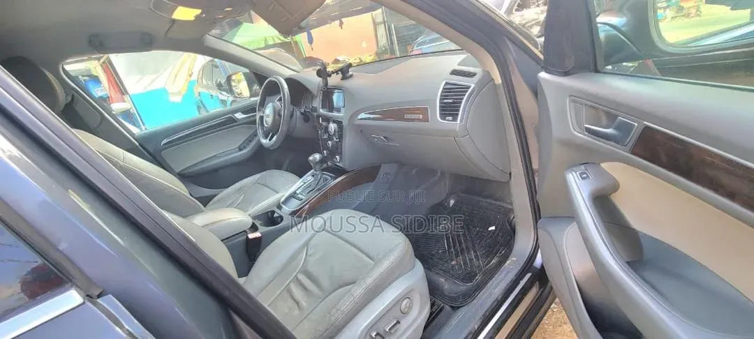 Audi Q5 2.0T Premium quattro 4dr SUV AWD (2.0L 4cyl Turbo 8A) 2014 Gris