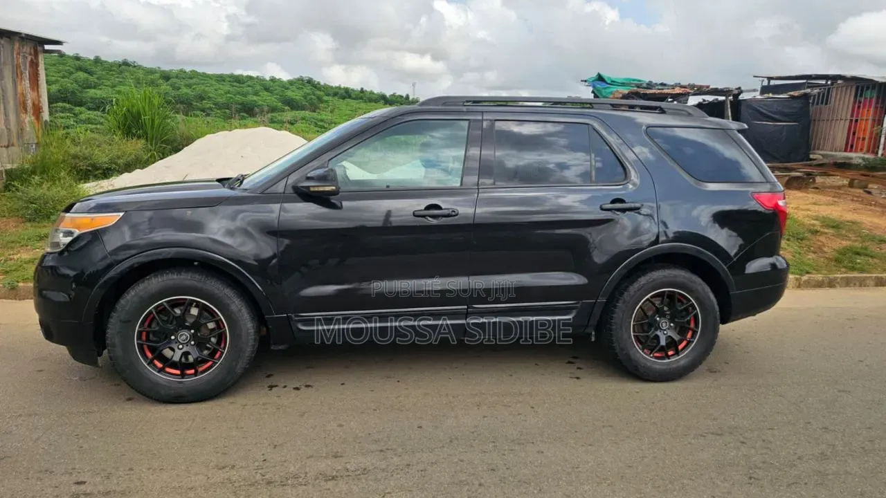 Ford Explorer Limited 4dr SUV (3.5L 6cyl 6A) 2014 Noir