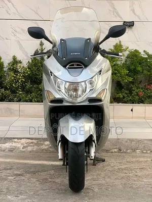 Nouveau Kymco Xciting 2025 Gris