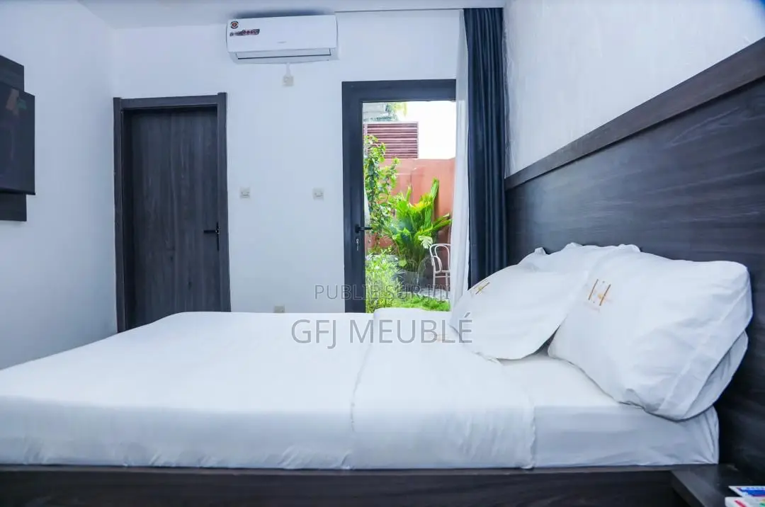 Meublé 3chbre Duplex dans Gfj Meublé, Cocody à Louer
