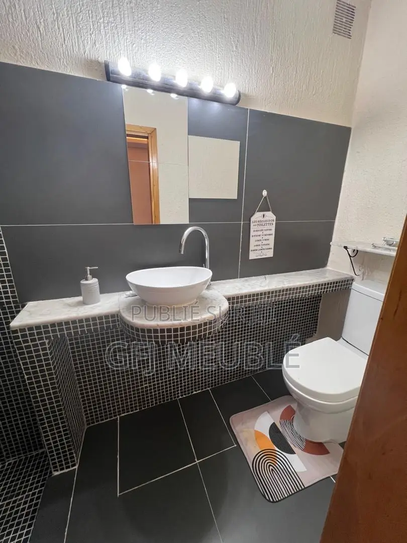 Meublé 3chbre Appartement dans Gfj Meublé, Cocody à Louer