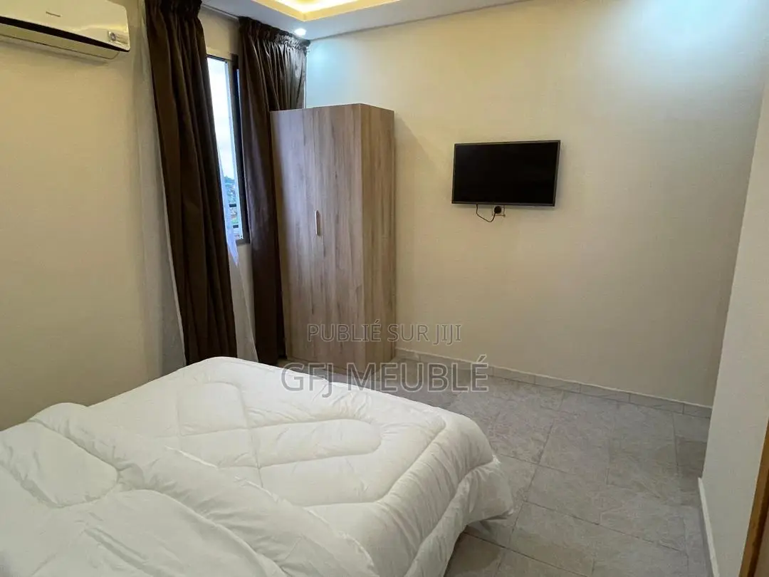 Meublé 3chbre Appartement dans Gfj Meublé, Cocody à Louer