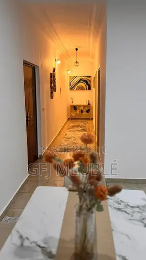 Meublé 2chbre Appartement dans Gfj Meublé, Cocody à Louer