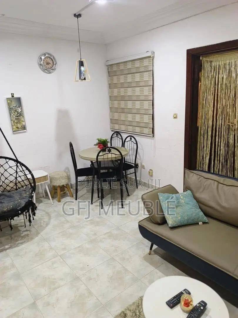 Meublé 1chbre Appartement dans Gfj Meublé, Cocody à Louer