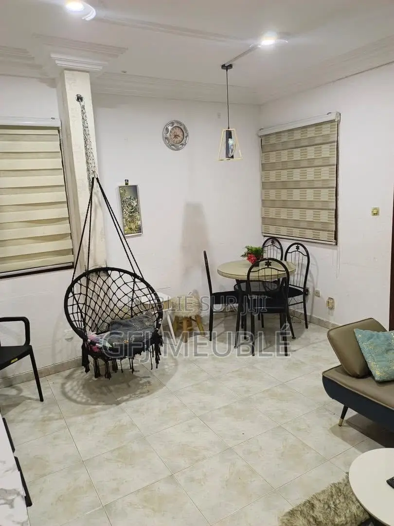 Meublé 1chbre Appartement dans Gfj Meublé, Cocody à Louer
