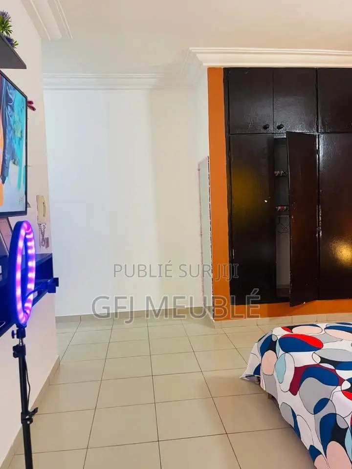 Meublé 1chbre Appartement dans Gfj Meublé, Cocody à Louer