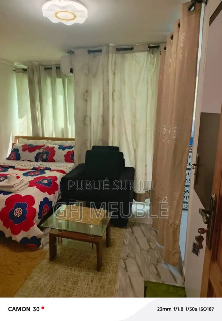 Meublé 1chbre Appartement dans Gfj Meublé, Cocody à Louer