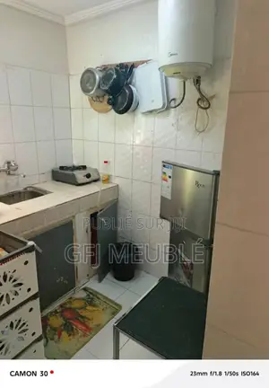 Meublé 1chbre Appartement dans Gfj Meublé, Cocody à Louer
