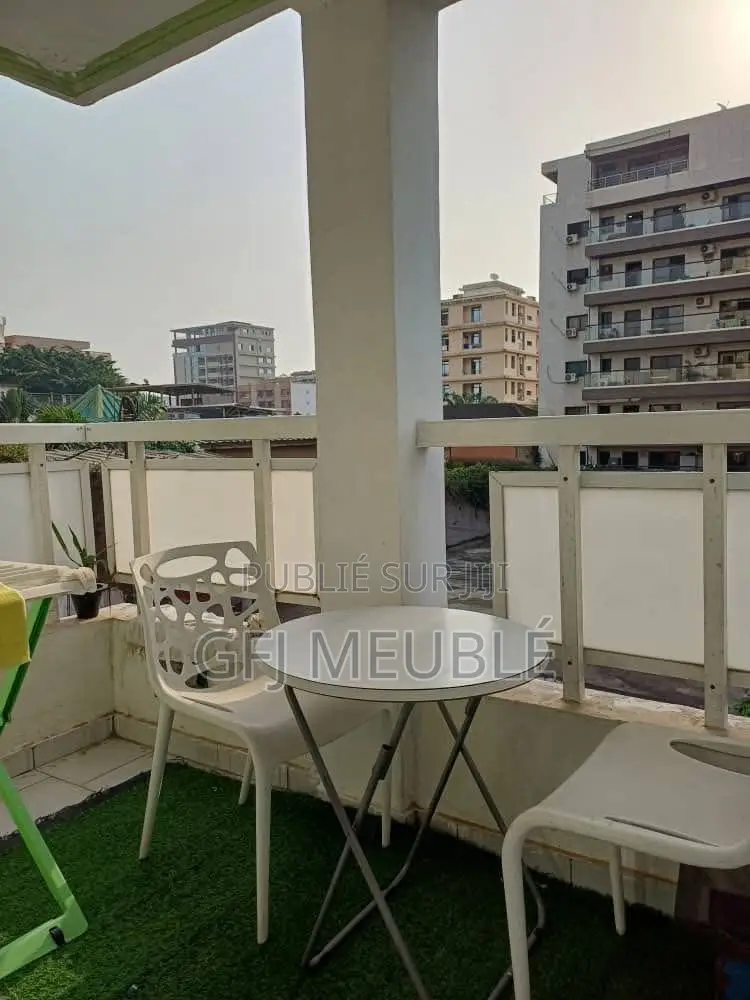 Meublé 1chbre Appartement dans Gfj Meublé, Cocody à Louer