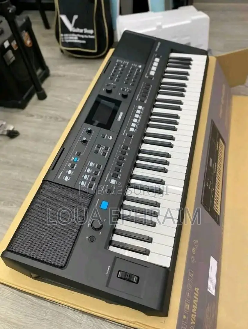 Piano Yamaha Psre483