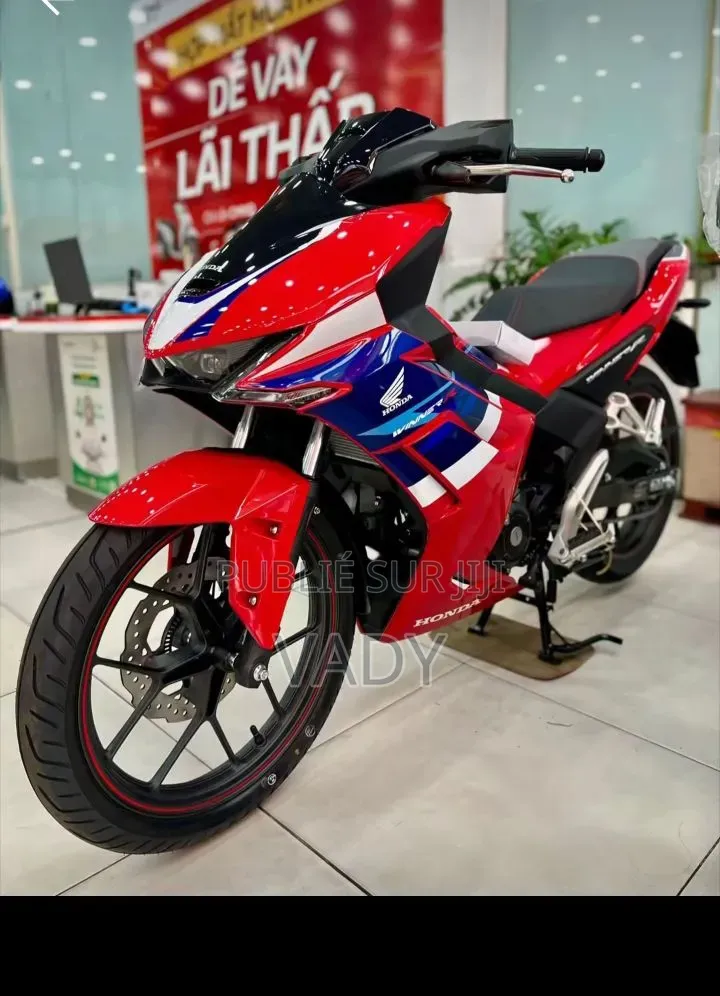 Nouveau Honda NC700X 2026 Rouge