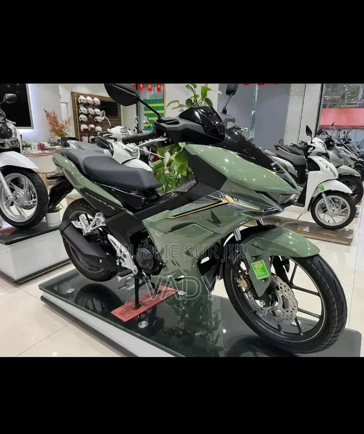 Nouveau Honda NC700X 2026 Vert