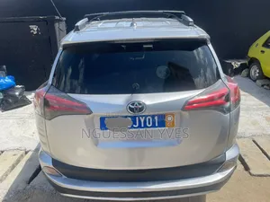 Toyota RAV4 2017 Gris