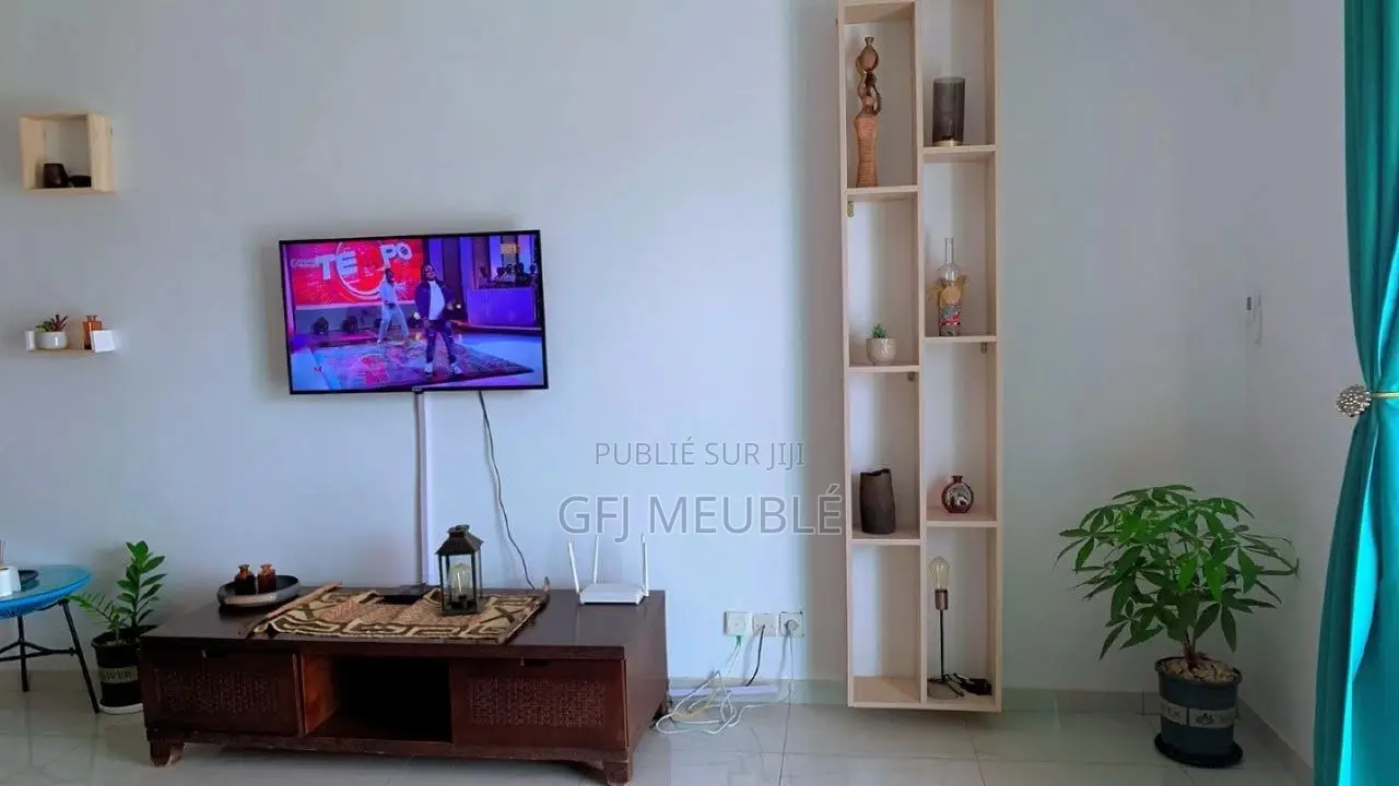 Meublé 2chbre Appartement dans Gfj Meublé, Cocody à Louer