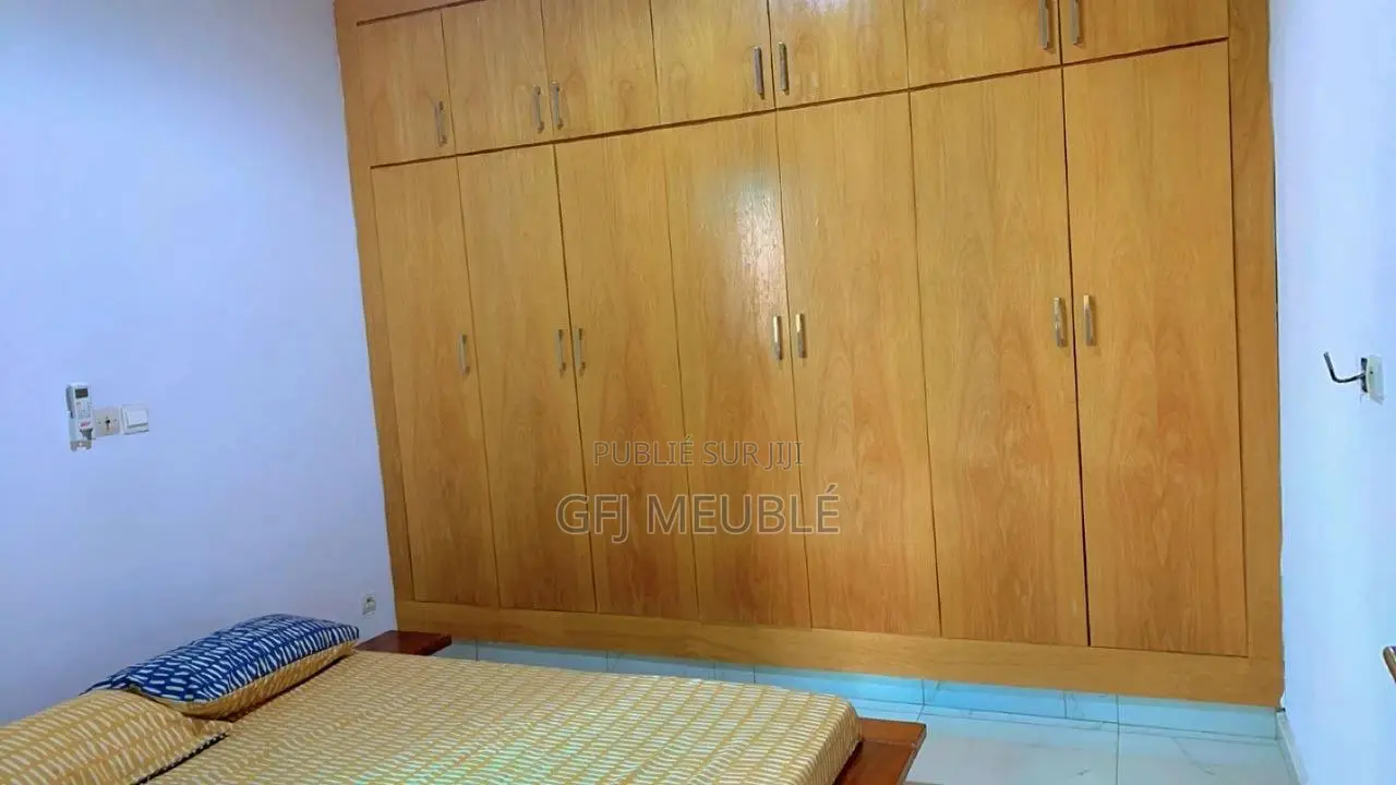Meublé 2chbre Appartement dans Gfj Meublé, Cocody à Louer