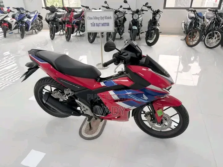 Nouveau Honda NC700X 2026 Rouge