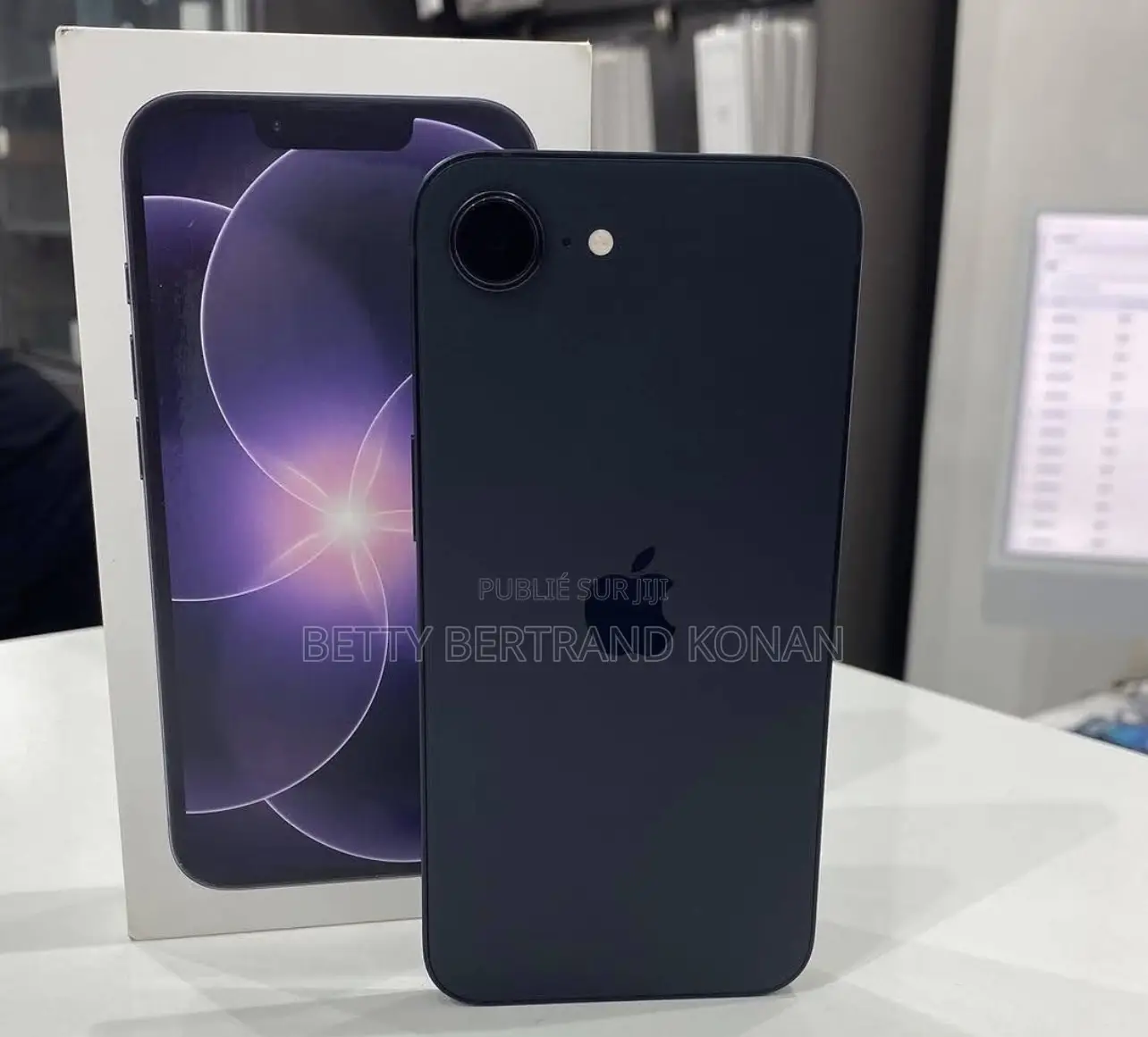 Nouveau Apple iPhone 17e 256 GB Noir