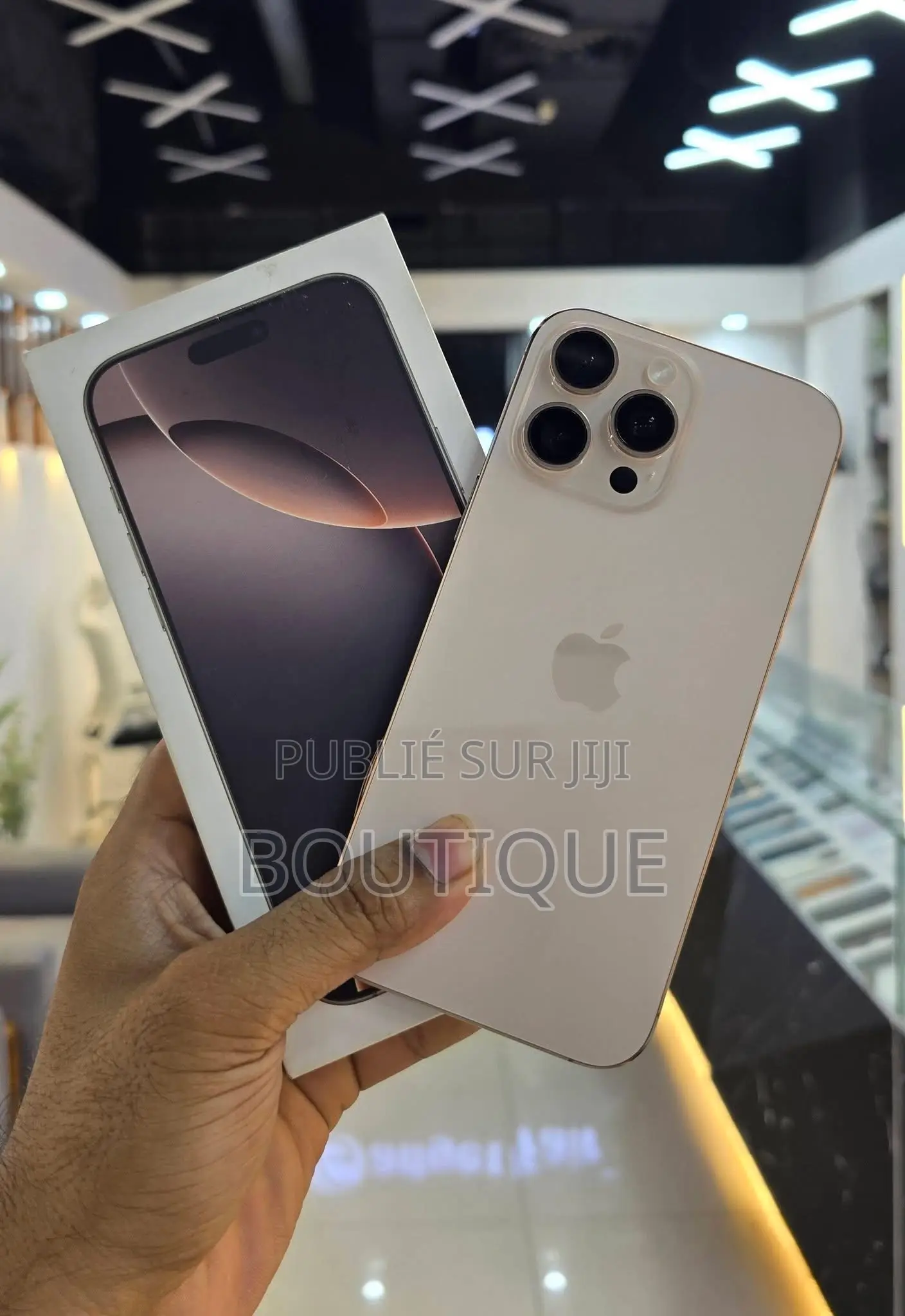 Nouveau Apple iPhone 16 Pro Max 1 TB Gris