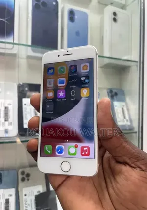 Nouveau Apple iPhone 7 Plus 128 GB Blanc