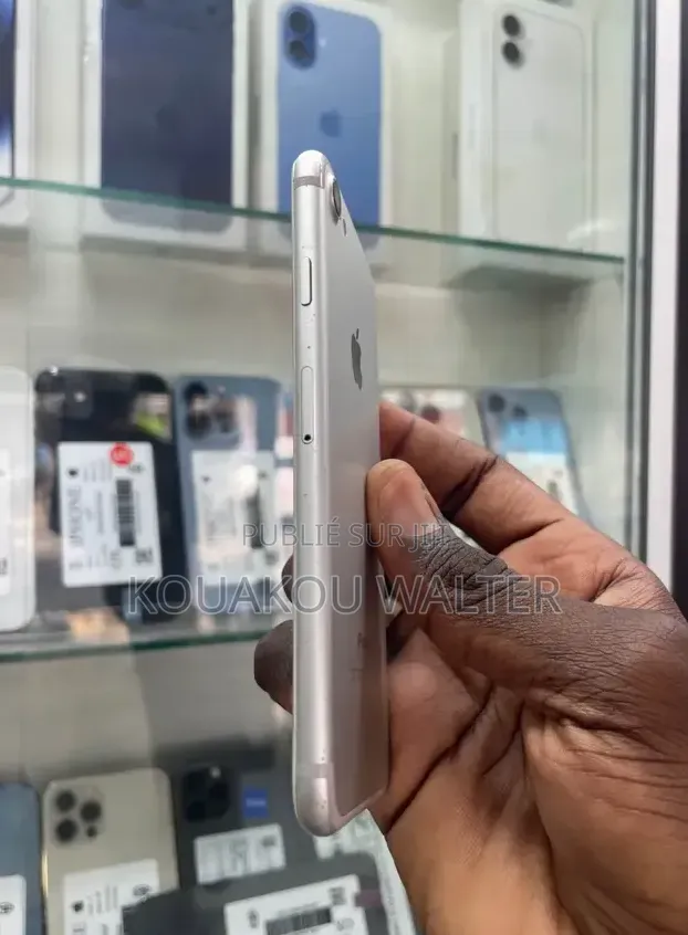 Nouveau Apple iPhone 7 Plus 128 GB Blanc