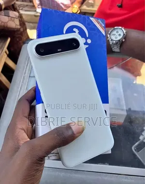 Nouveau Tecno Spark Slim 256 GB Blanc