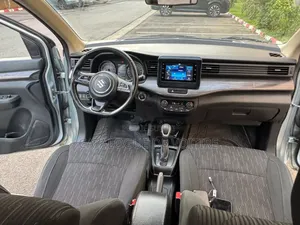 Suzuki Ertiga 2023 Gris