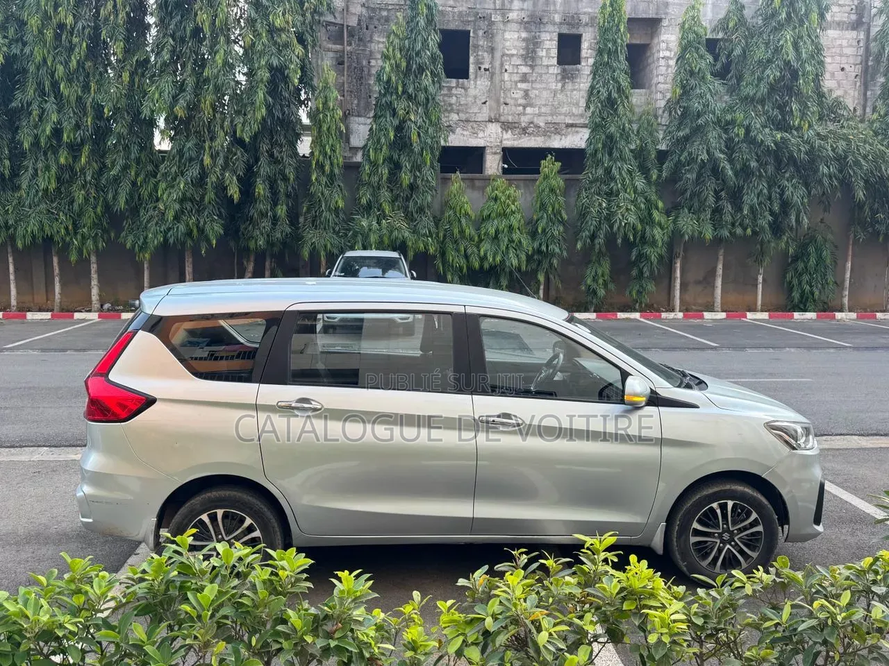 Suzuki Ertiga 2023 Gris