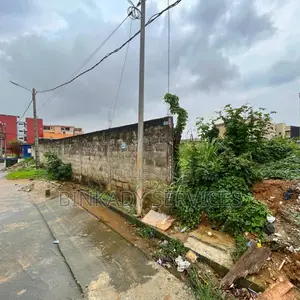 Faya Jules Verne : Terrain 720 M2 Avec Acd Disponible