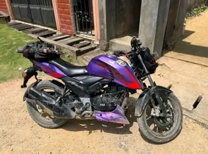 Nouveau TVS Autre 2025 Violet