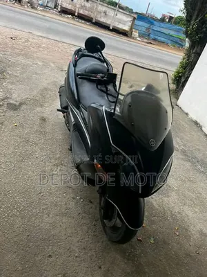 Nouveau Yamaha Majesty 2020 Noir
