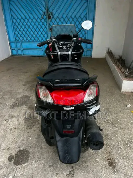 Nouveau Yamaha Majesty 2020 Noir