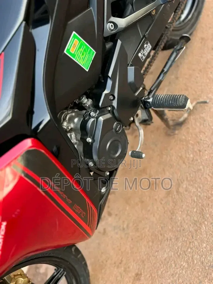 Nouveau Yamaha Autre 2026 Rouge