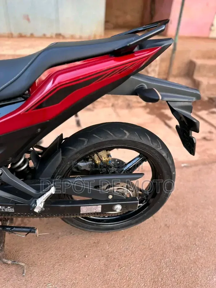 Nouveau Yamaha Autre 2026 Rouge