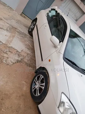 Toyota Corolla 2007 Blanc cassé