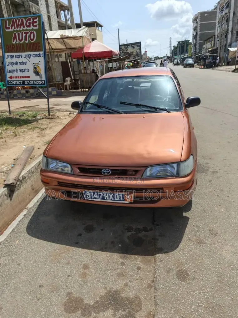 Toyota Yaris 2006 Doré