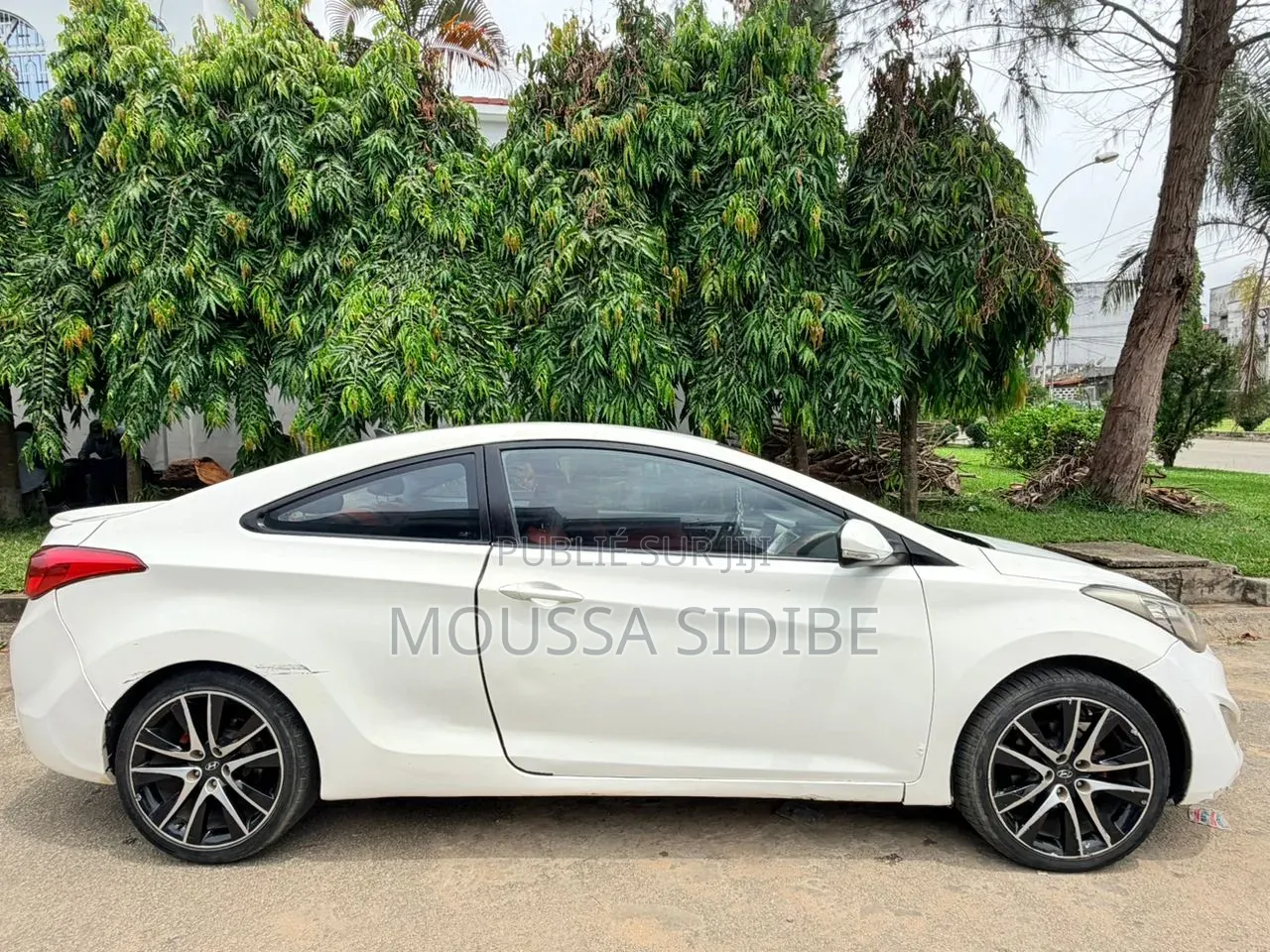 Hyundai Elantra GLS Sedan FWD (1.8L 4cyl 6A) 2013 Blanc