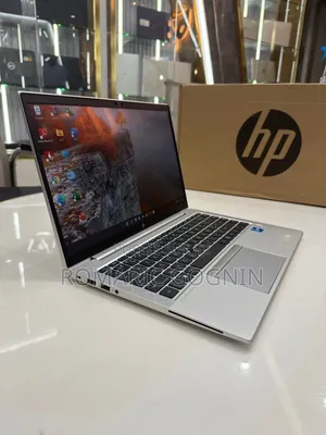 Nouveau Ordinateur portable HP EliteBook 840 G8 16GB Intel SSD 512GB