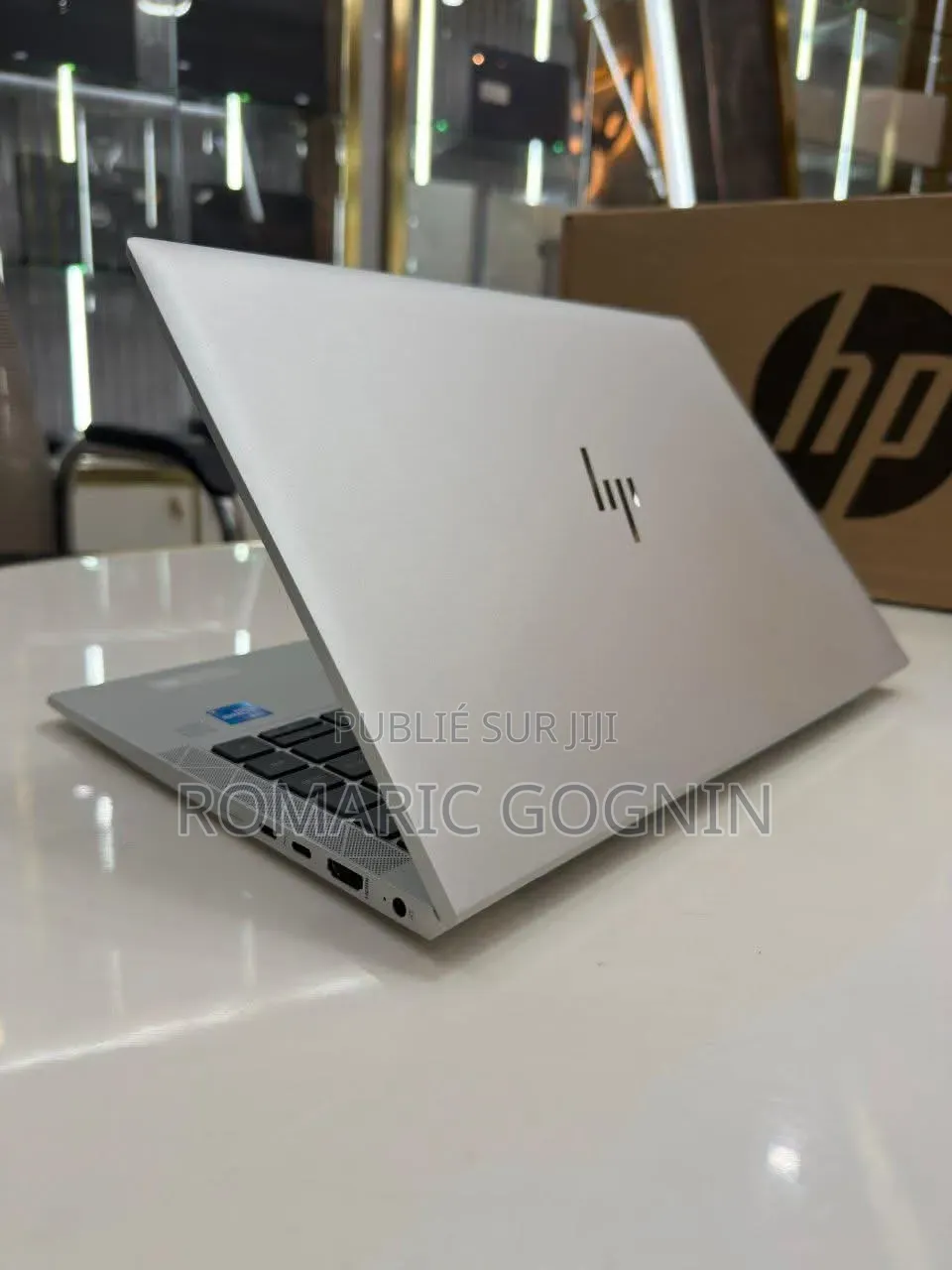 Nouveau Ordinateur portable HP EliteBook 840 G8 16GB Intel SSD 512GB