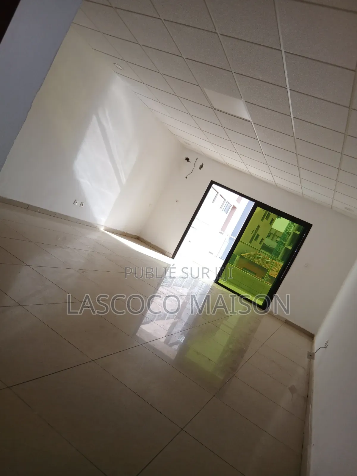 2chbre Appartement dans Lascoco Maison, Cocody à Louer