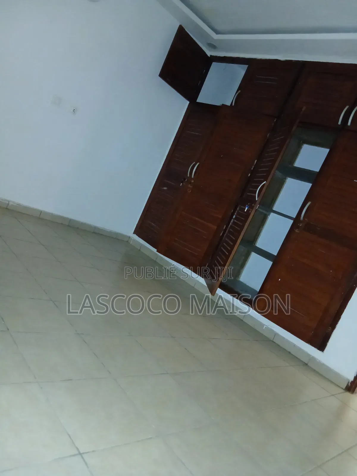 2chbre Appartement dans Lascoco Maison, Cocody à Louer