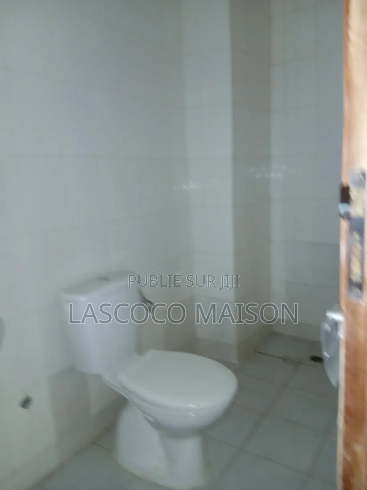 2chbre Appartement dans Lascoco Maison, Cocody à Louer