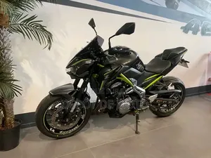 Nouveau Kawasaki Z900 2019 Noir