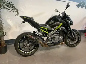 Nouveau Kawasaki Z900 2019 Noir