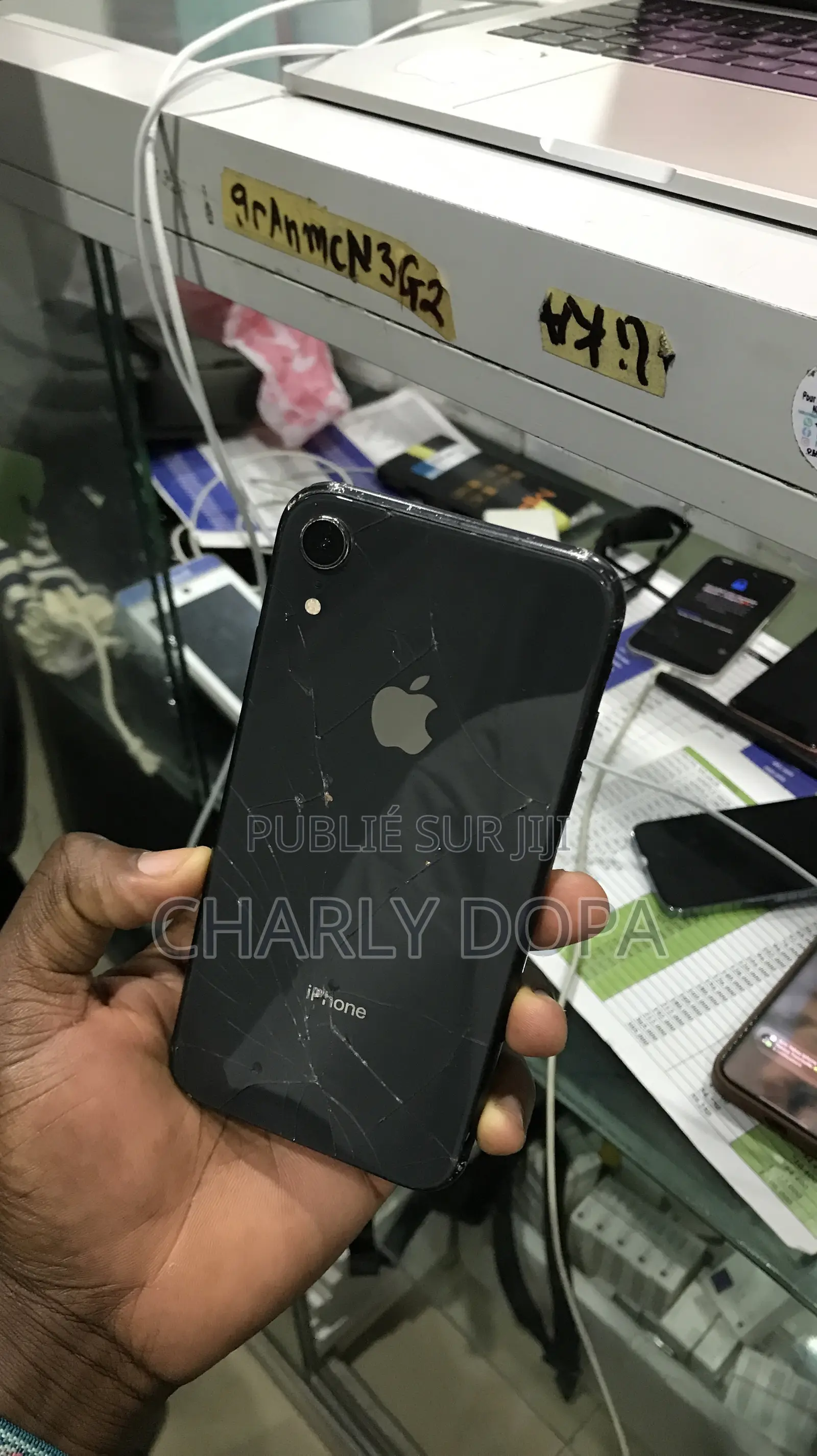 Apple iPhone XR 64 GB Noir