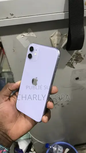 Apple iPhone 11 64 GB Violet