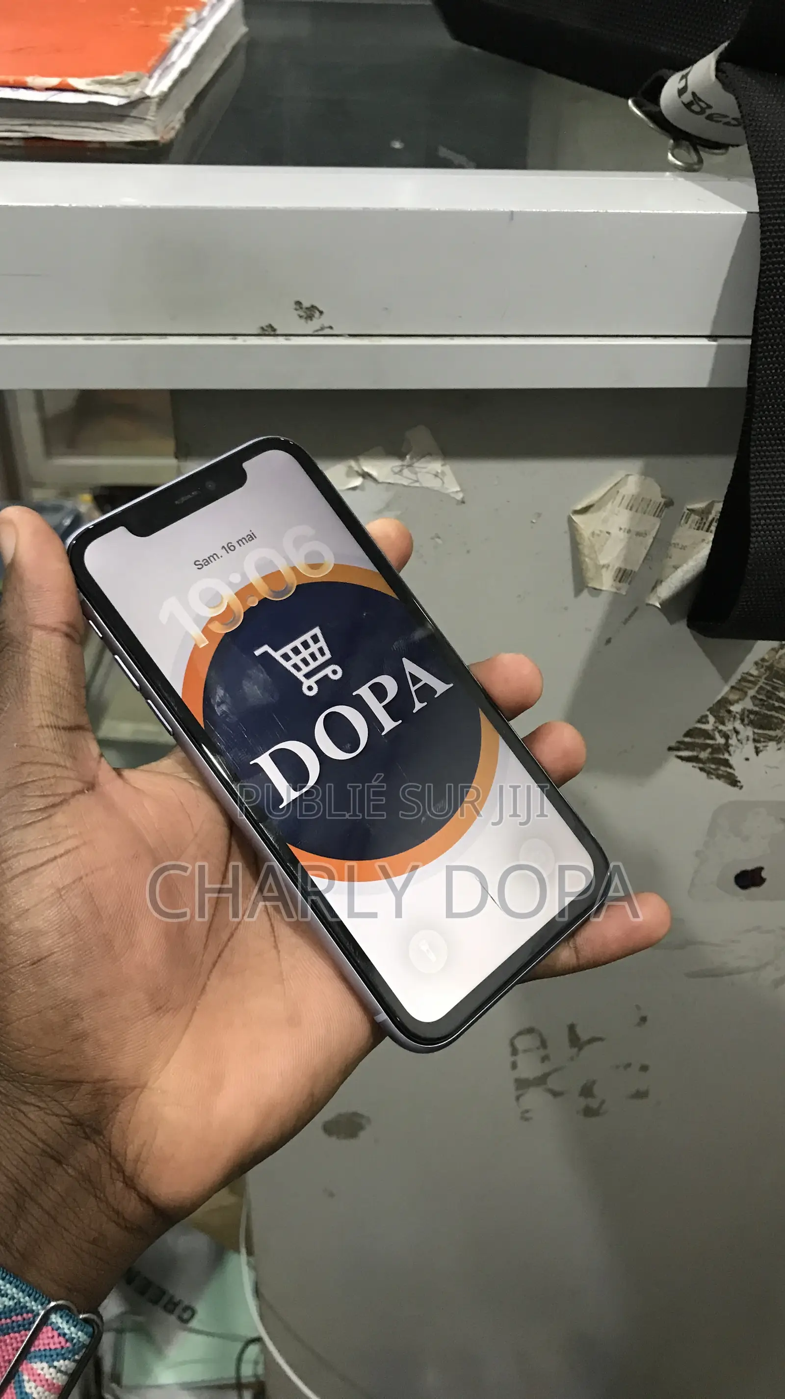 Apple iPhone 11 64 GB Violet