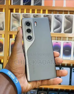 Nouveau Tecno Camon 40 256 GB Noir