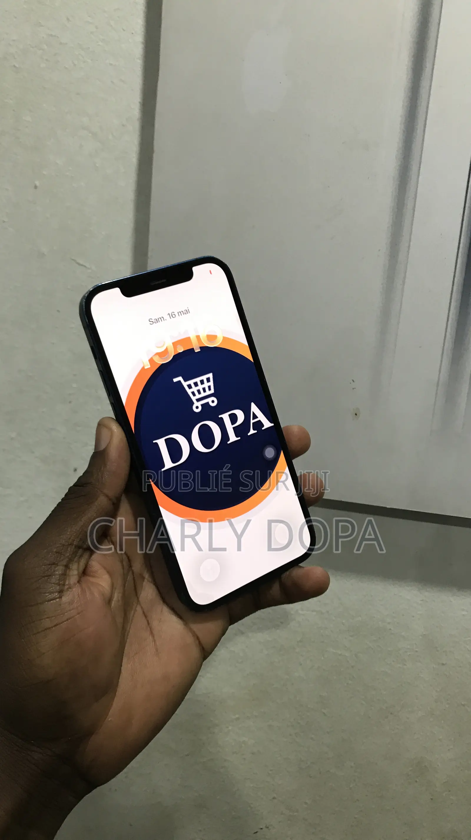 Apple iPhone 12 64 GB Bleu