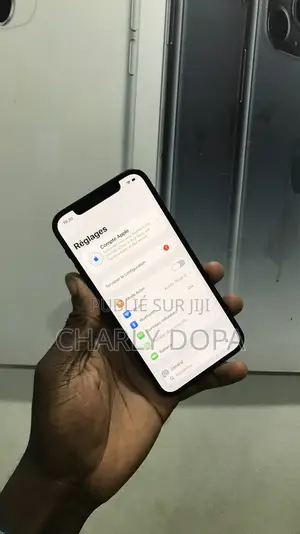 Apple iPhone 12 64 GB Bleu